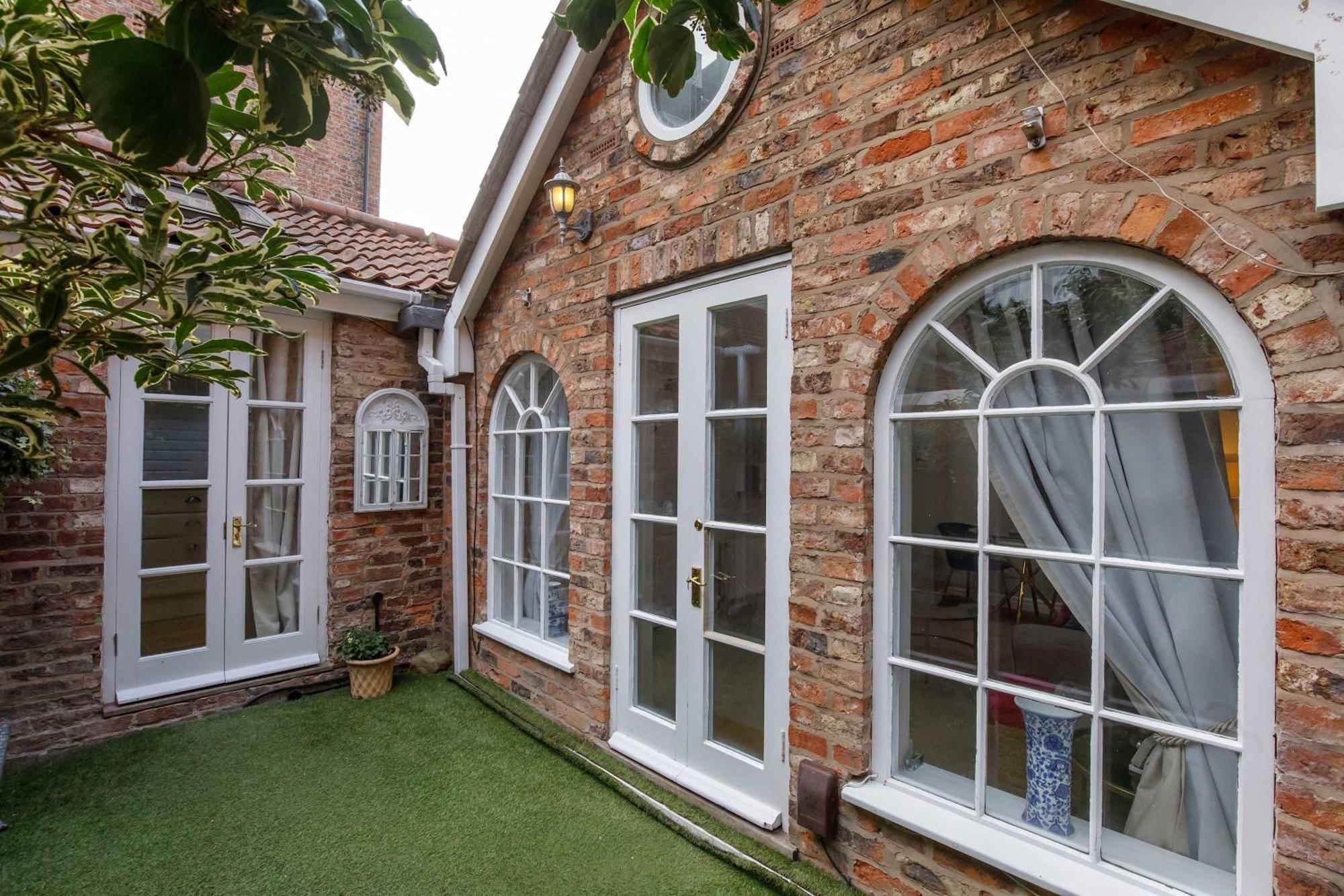Villa Monk Bar Garden Hideaway York Exterior foto